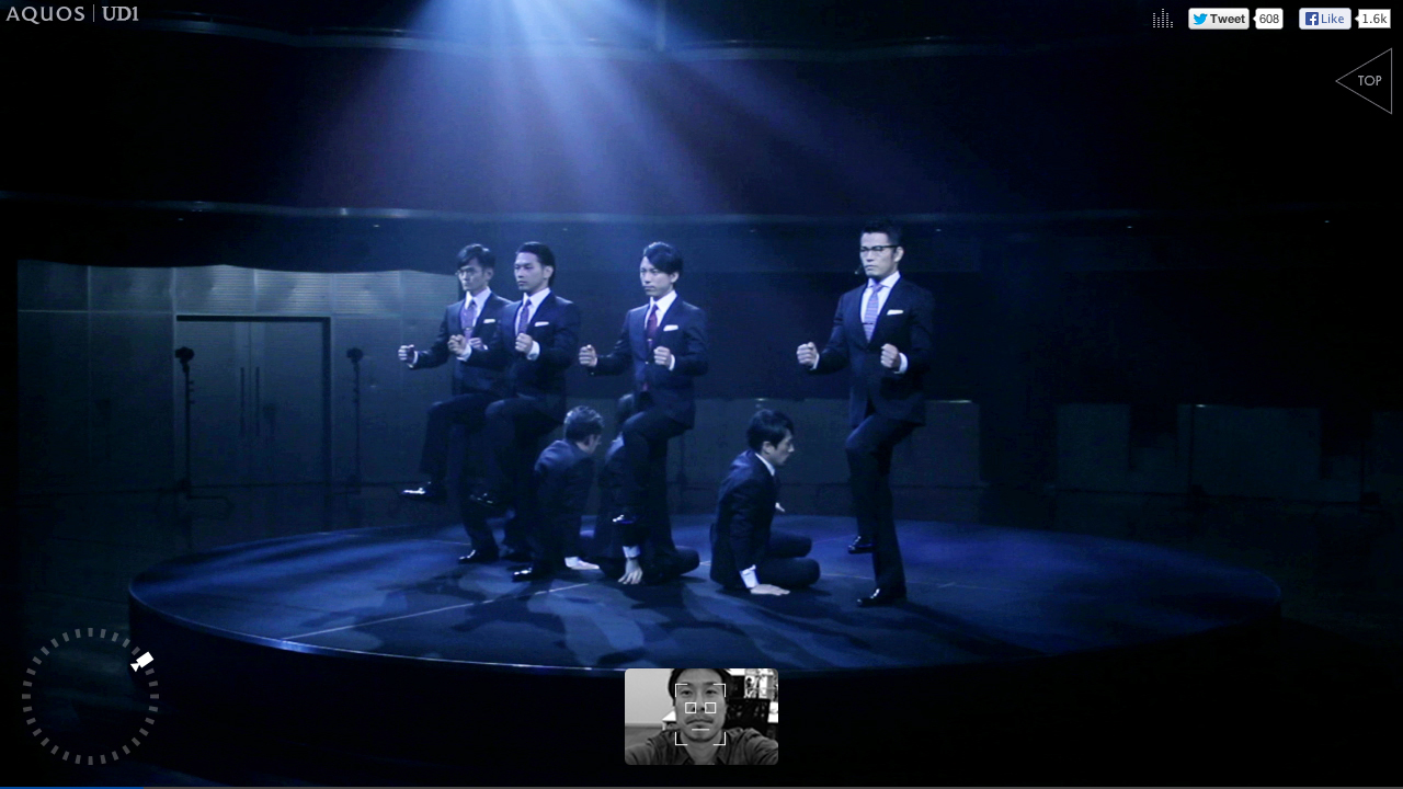 img_aquos_real_live_04