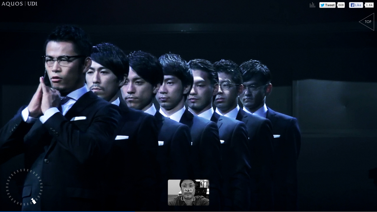 img_aquos_real_live_05