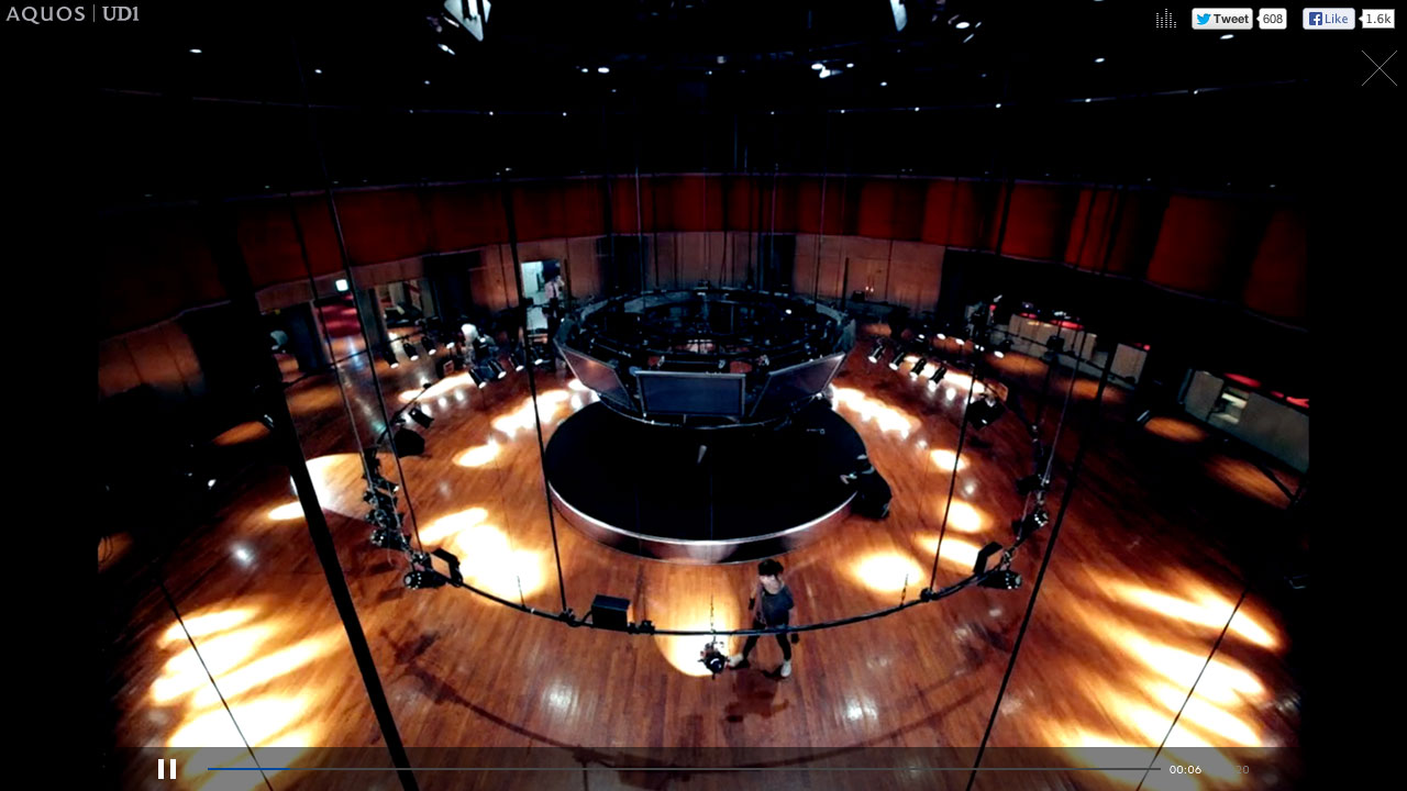 img_aquos_real_live_08